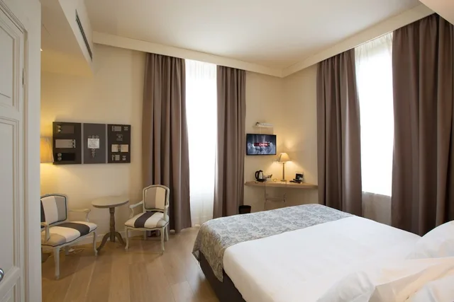 غرفة كلاسيكية مفردة بسرير مزدوج، Hotel 900 6/8