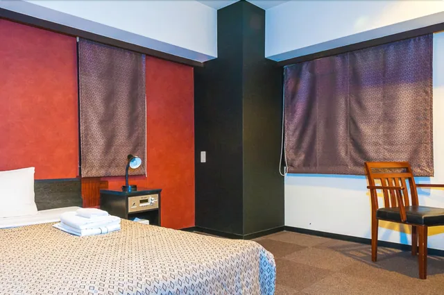 Semi Room, Double Bed, Smoking، Nissei Hotel Fukuoka 5/11