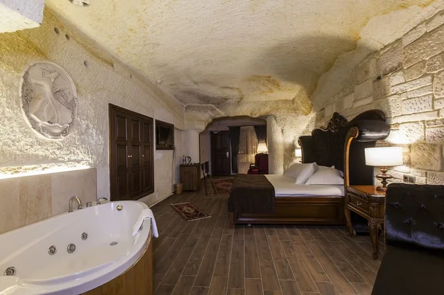 جناح، Utopia Cave Cappadocia 5/6