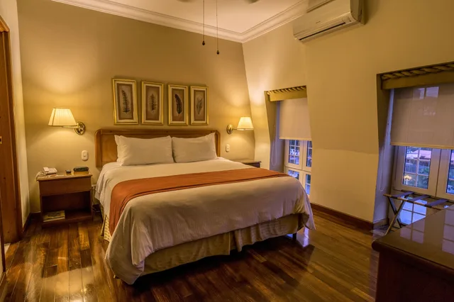 شقة ديلوكس بسرير كينج مع أريكة، HOTEL SAN CARLOS 2/4