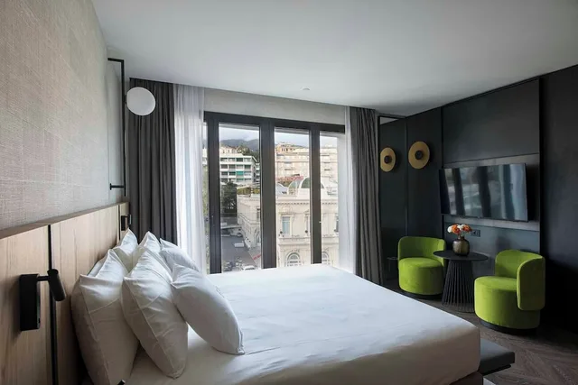 غرفة ديلوكس بسرير كينج بإطلالة على المدينة، Hotel Europa 5/10