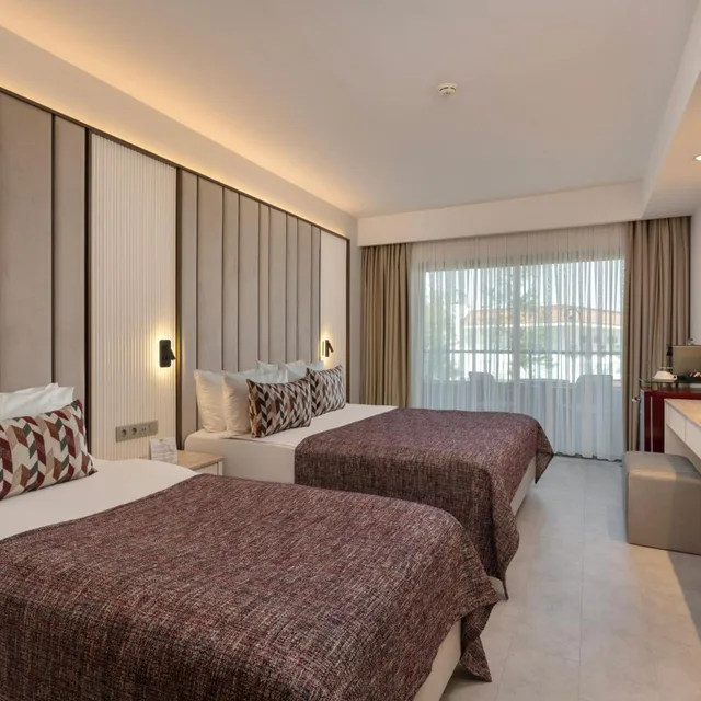 غرفة ثلاثية بإطلالة على البحر، Port Nature Luxury Resort Hotel and Spa 6/9