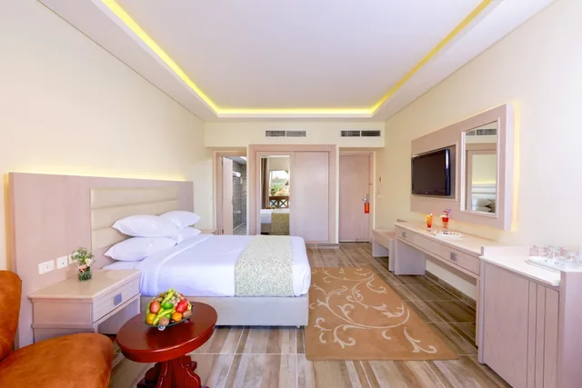 غرفة ديلوكس ثلاثية، Pickalbatros Aqua Vista Resort - Hurghada 4/7