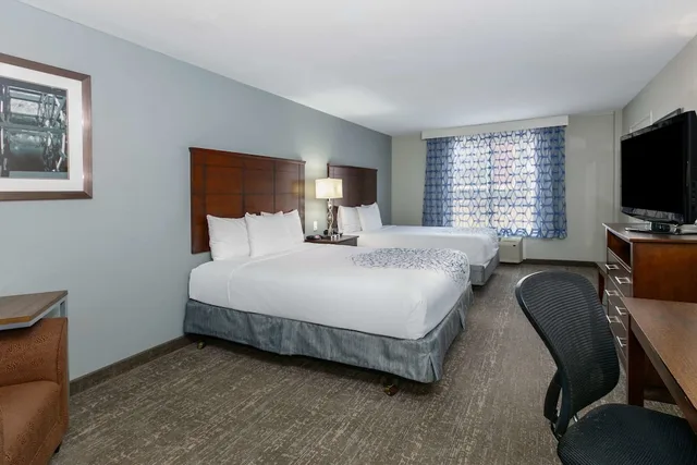 غرفة بسريرين كوين، La Quinta Inn & Suites by Wyndham Horn Lake / Southaven Area 2/3