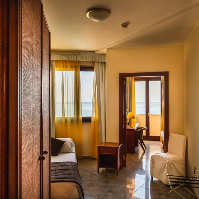جناح جونيور بإطلالة على البحر، Ara Solis Hotel 1/5