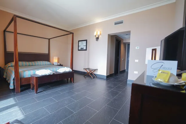 غرفة قياسية بسريرين منفصلين، Falconara Greenblu Resort 4/5