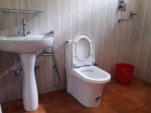 غرفة قياسية بسرير مزدوج وسرير فردي بغرفتي نوم، Hotel Park Inn 5/5