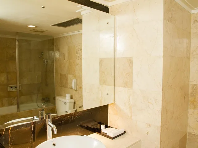 WBD Junior Suite، Grandkemang Hotel 1/1