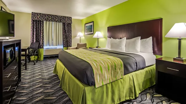 غرفة قياسية بسرير كينج، Best Western Mt. Vernon Inn 2/3