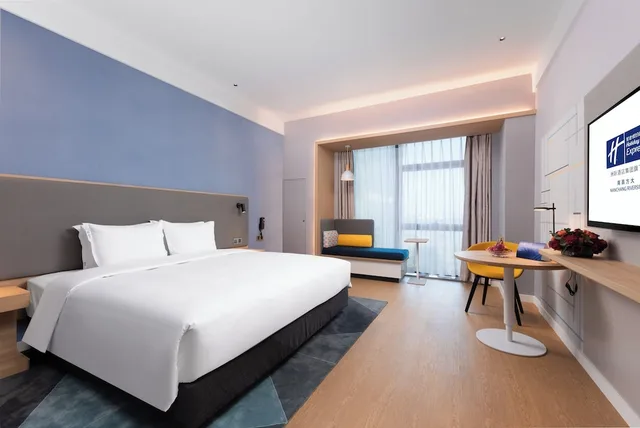 Specialty, Single Bed, Holiday Inn Express Nanchang Riverside 1/2