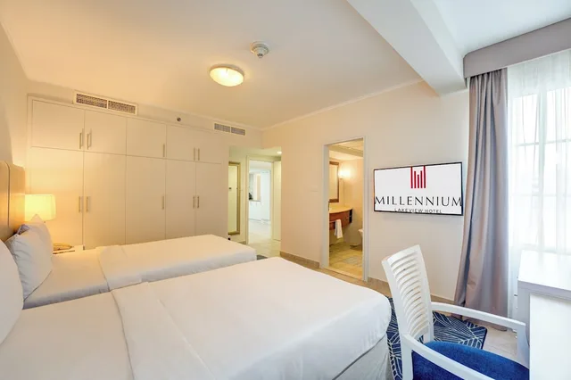 غرفة بسريرين كينج بإطلالة على البحيرة بشرفة بغرفتي نوم، Millennium Lakeview Residence Formerly Copthorne Lakeview Executive Apartments 3/4