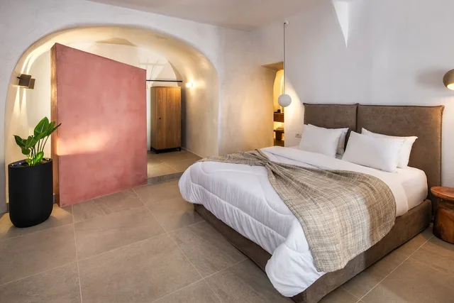 Cave, Superior, Queen Bed, Courtyard View، Ira Hotel Spa 3/5