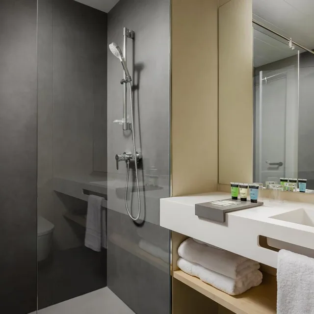 غرفة سوبيريور ثلاثية، Raval House 2/4