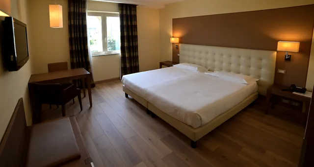 غرفة بسريرين منفصلين، Best Western Grand Htl Guinigi 3/5