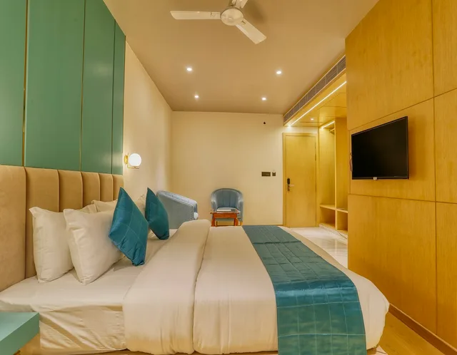 جناح، The Vincent Inn 3/3