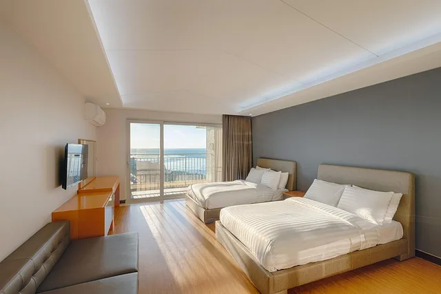 Resort, Family, 2 Double Beds, Garden and Ocean View، Sono Calm Jeju 1/1