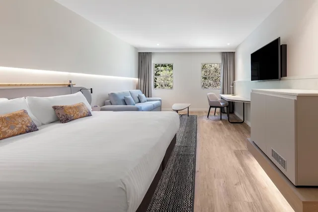 جناح جونيور بسرير كينج، CROWNE PLAZA HAWKESBURY VALLEY 1/3