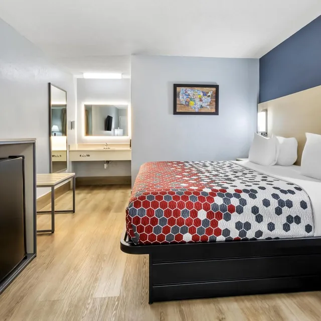 جناح بسرير كينج، Econo Lodge Inn & Suites Cayce I-26 Airport 1/6