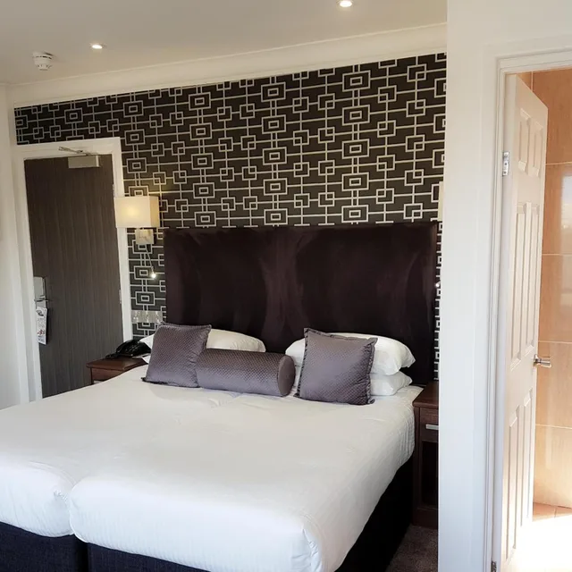 غرفة قياسية بسرير كينج، The Cumberland Hotel - Oceana Collection 10/10