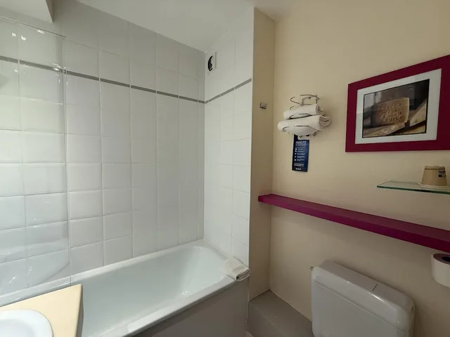 غرفة قياسية بسريرين منفصلين، Kyriad Rennes Chantepie 10/10