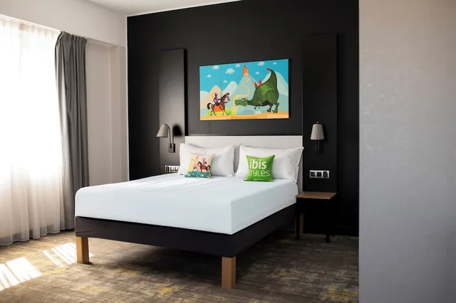 غرفة بسرير مزدوج مع أريكة، Ibis Styles Grudziadz 1/10