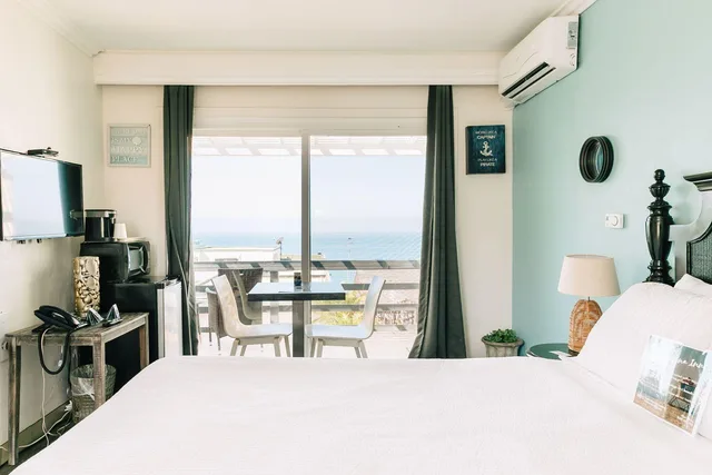غرفة قياسية، Seaside Laguna Inn & Suites 1/3