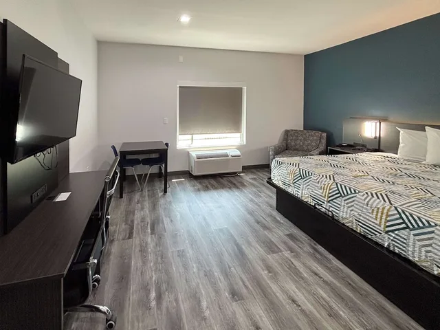 غرفة قياسية بسرير كينج لذوي الإعاقة، Studio6 Dallas, TX - Fair Park 1/8