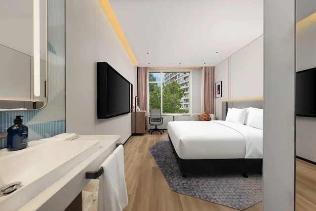 Holiday Inn Express Shanghai Jing An Xikang Road by IHG, Shanghai 24/50
