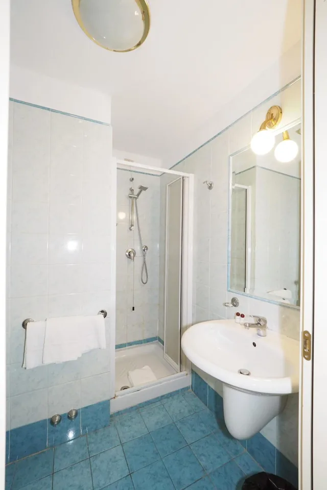 غرفة مفردة، Hotel Laura 8/24