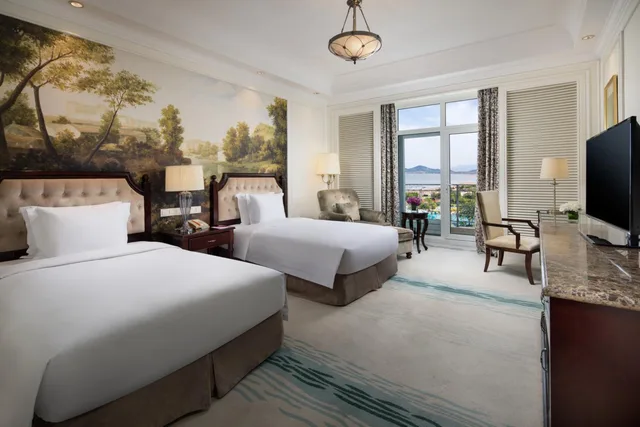 غرفة سوبيريور بسريرين منفصلين بإطلالة على البحر، Crowne Plaza Qingdao Ocean Spring Resort 1/5