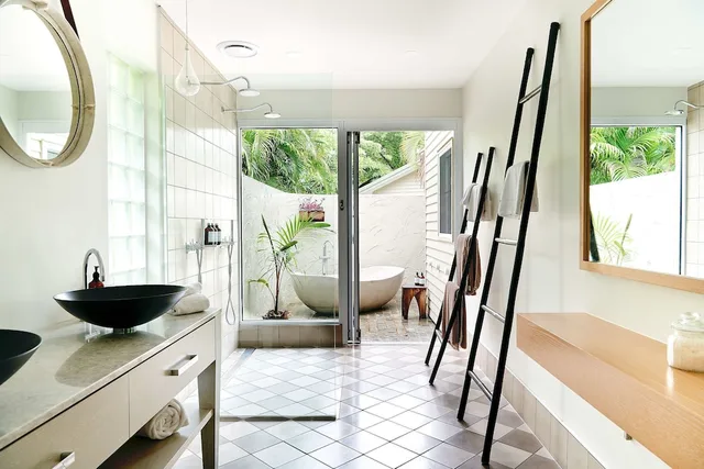 Suite, King Bed, South Wing، Orpheus Island Lodge 2/2
