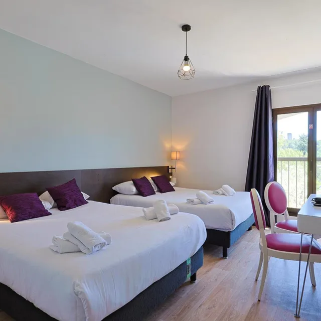 غرفة سوبيريور رباعية، Hotel Perla Riviera 6/10
