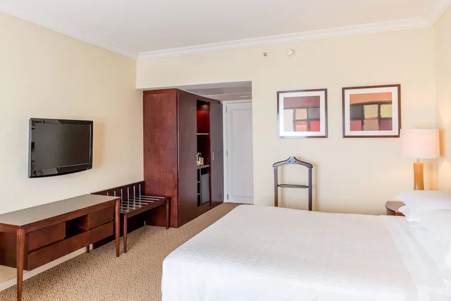 غرفة كلوب بسرير كينج، Sheraton Buenos Aires Hotel And Convention Center 4/7
