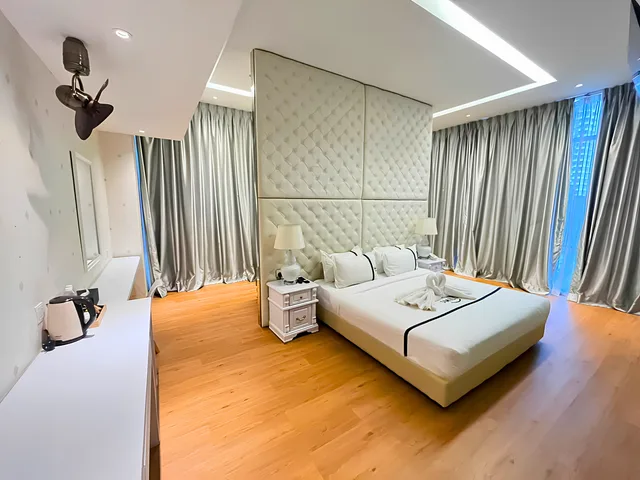 جناح رئاسي بسرير كينج، Top Holiday Hotel 1/3
