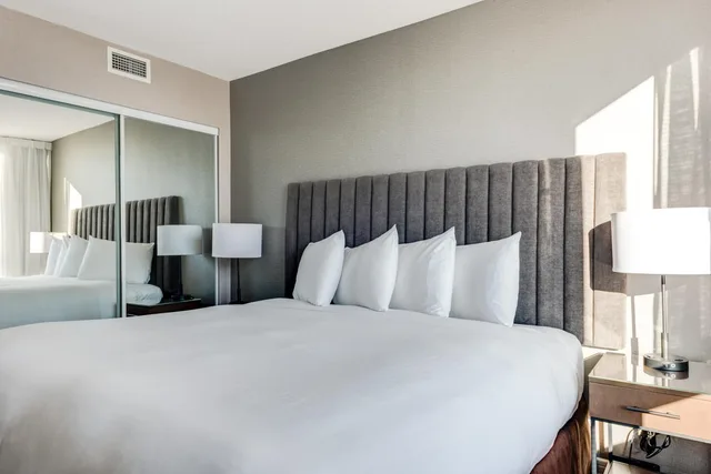 جناح بغرفتي نوم، Carmana Hotel and Suites 2/4
