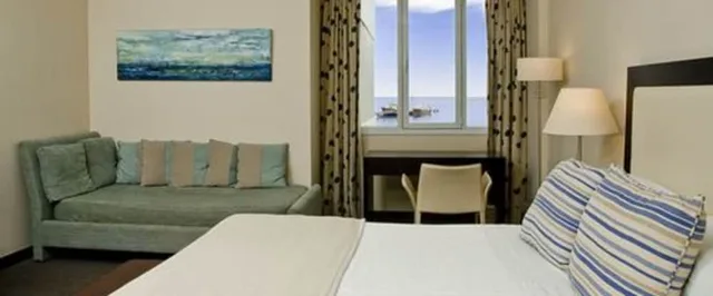 غرفة قياسية ثلاثية بسرير مزدوج وسرير فردي، HOTEL PENINSULA VALDES 2/2