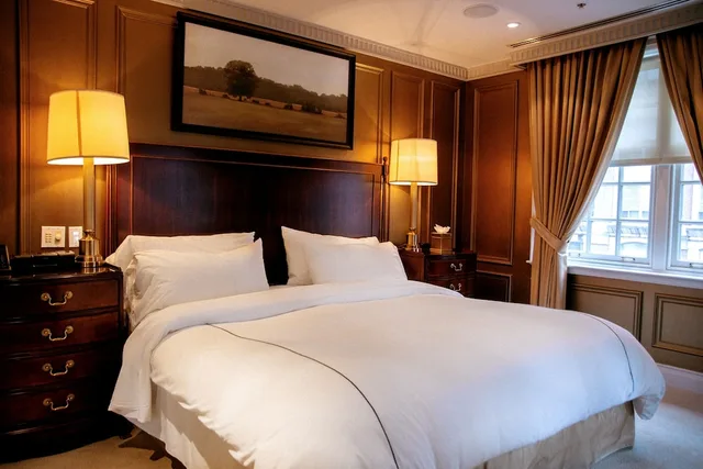 جناح ركني بسرير كينج مع أريكة، Windsor Arms Hotel 2/2