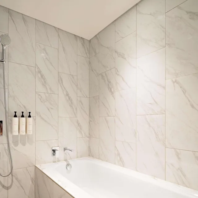 2 Bedrooms, Swiss Advantage, Apartment, King Bed، Swissotel Living Jakarta Mega Kuningan 5/5