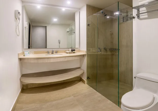 deluxe, Hotel Tamaca Beach Resort 3/3