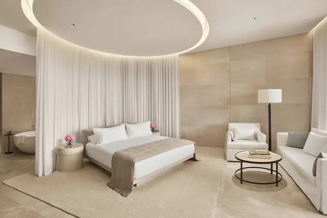 Loft, Studio, King Bed, Ocean View, Balcony، The Sanya Edition 3/8