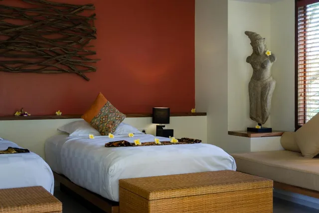غرفة قياسية بسرير كينج بإطلالة على المسبح، Villa Sabandari 5/9