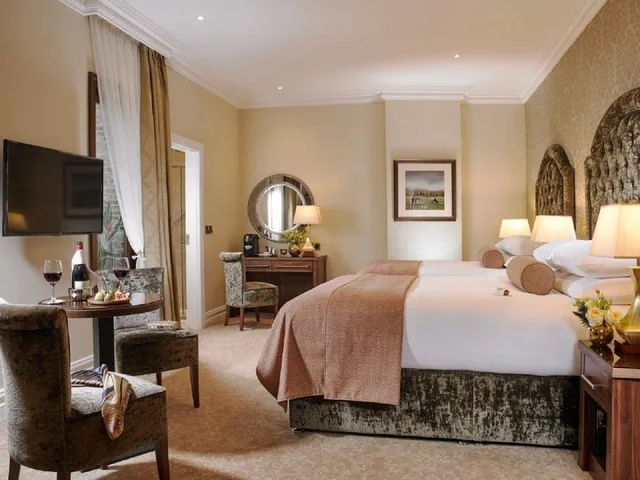 غرفة تنفيذية بسريرين منفصلين، International Hotel Killarney 2/5