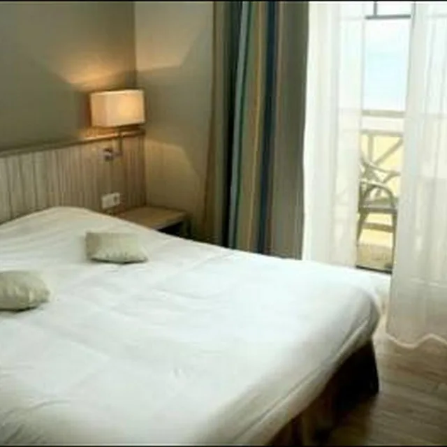 غرفة بسرير مزدوج أو سريرين منفصلين بإطلالة على البحر، Hotel Antinea 5/10