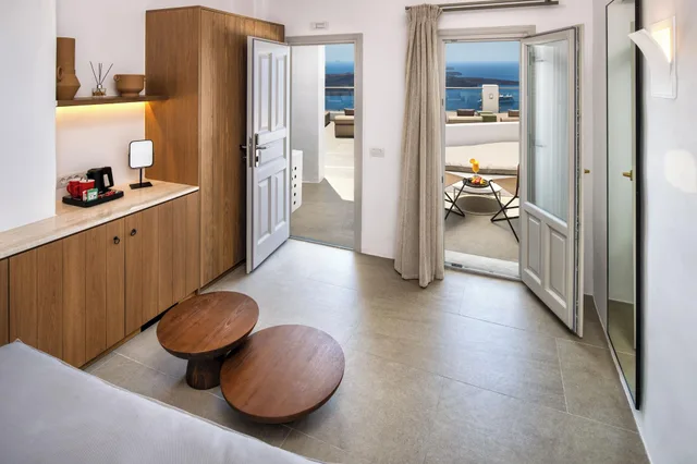 Standard, Double Bed, Volcano View, Pool Floor، Ira Hotel Spa 9/10