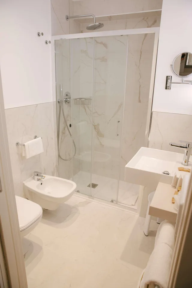 Deluxe, 1 Queen and 1 Single Bed, Sea View, 2 Bathrooms, 2 Balconies، Best Western Regina Elena 4/4