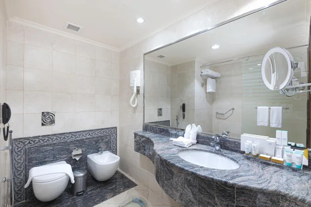 3 Bedrooms, Suite, City View, Maden Hotel 4/6