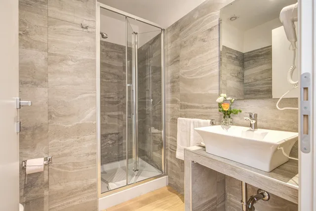 Standard, Double Bed, Annex, Del Corso 11، Hotel 55 Fiftyfive 2/2