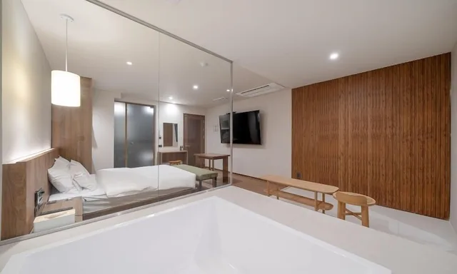 Spa, Queen Bed، Dongtan Simjak Hotel 3/8