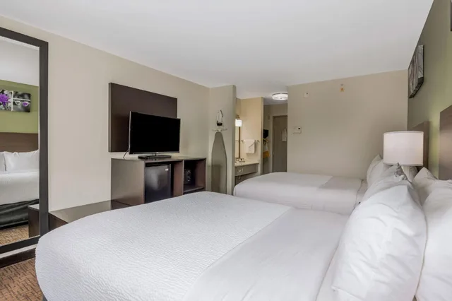 غرفة سوبيريور بسريرين كوين، Sleep Inn & Suites - Oxford - University Area 4/4
