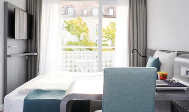 Business, Plus, Double Bed, Balcony or Terrace، Living Hotel Nurnberg 1/8